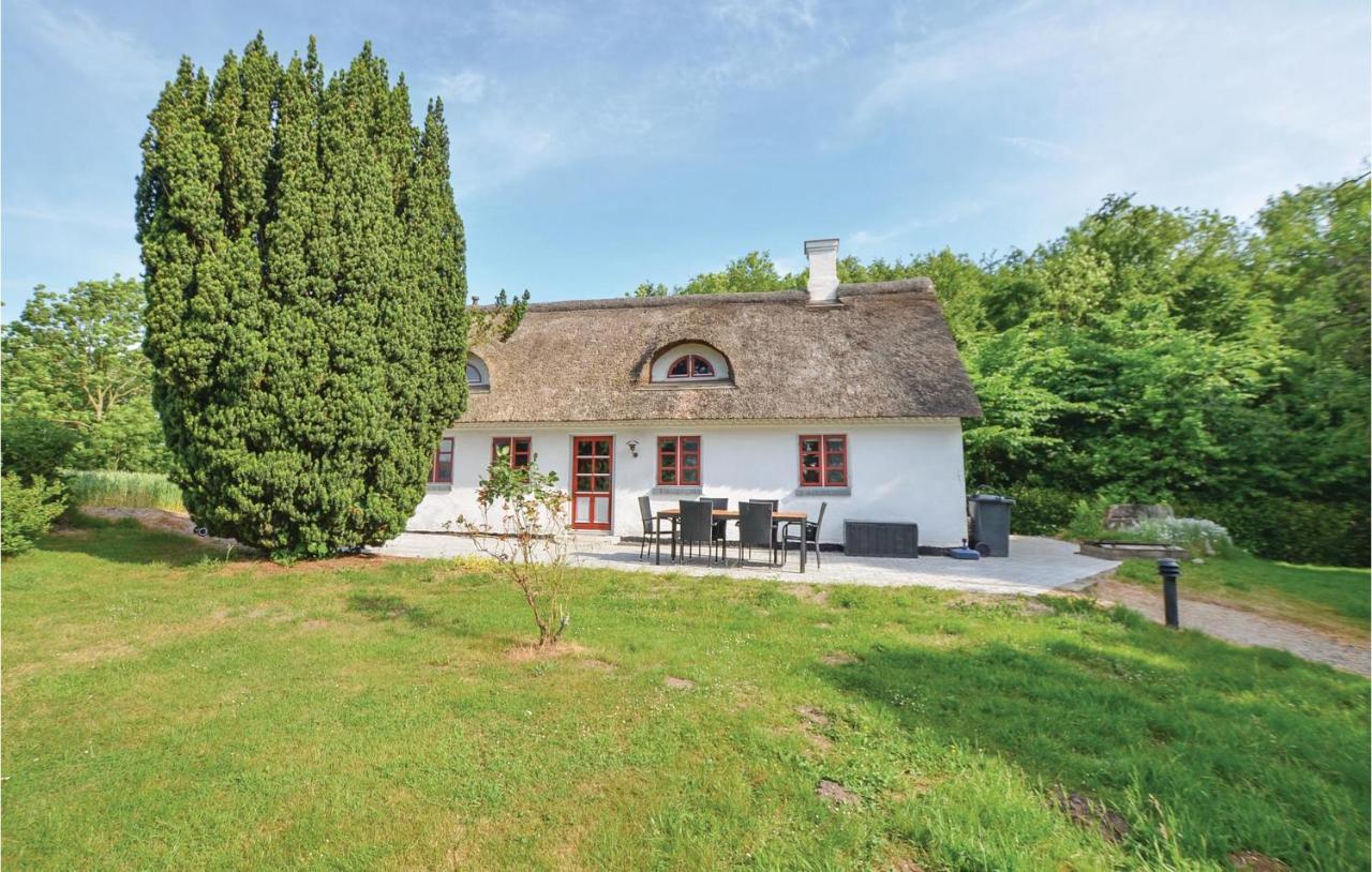 Lovely Home In Augustenborg With Wifi Asserballeskov Exterior foto